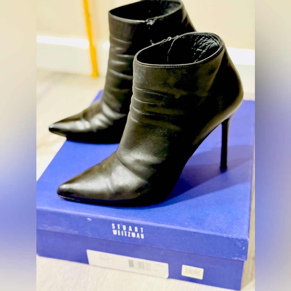 Stuart Weitzman booties Hitimes 8